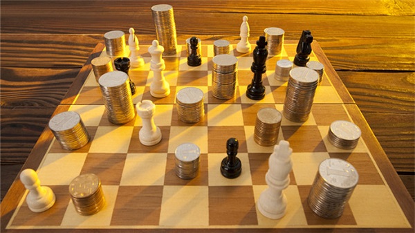 日本央行加息30年高位 制造业PMI趋稳与地缘政治风险并行