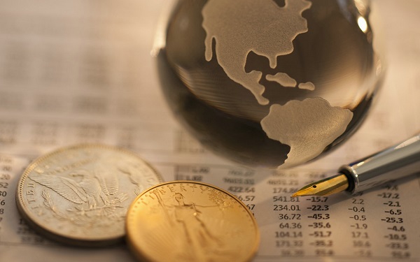 欧元兑美元汇率跌破平价 欧盟企业却高兴不起来了