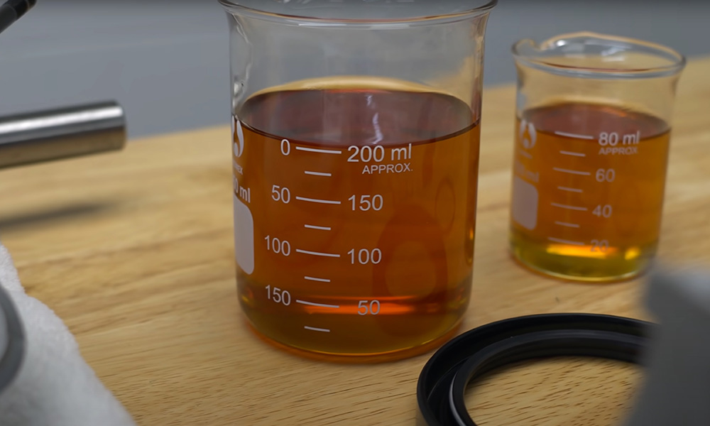 INE原油延续跌势，全球经济衰退的担忧犹在